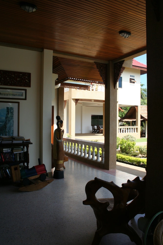 Long Beach Inn 13/66