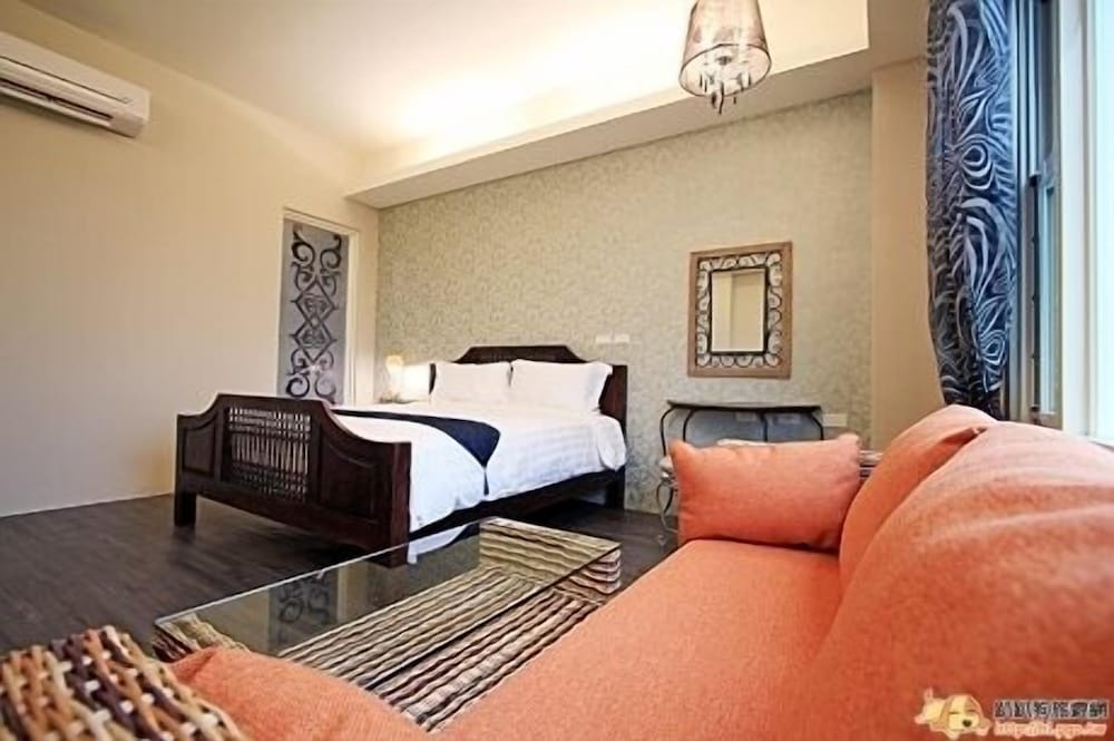 Cai Feng B&amp;B 16/37