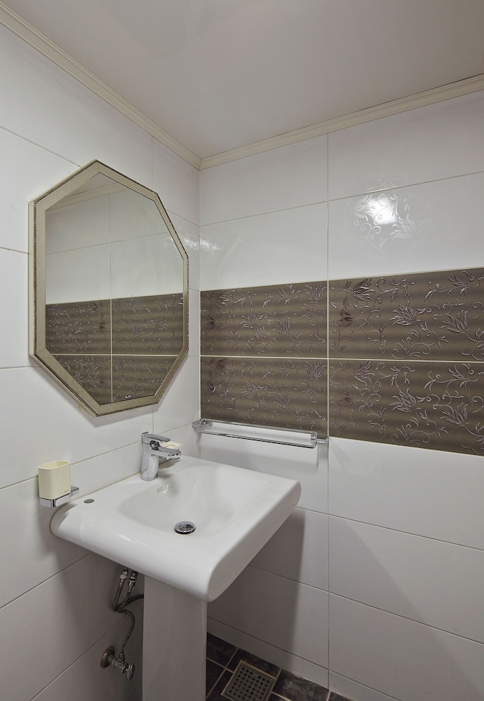 Jiwoljang Guest House 47/50