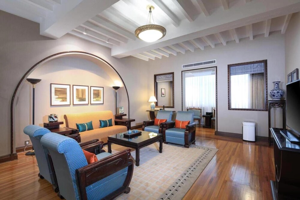 Jin Jiang Hotel 32/50