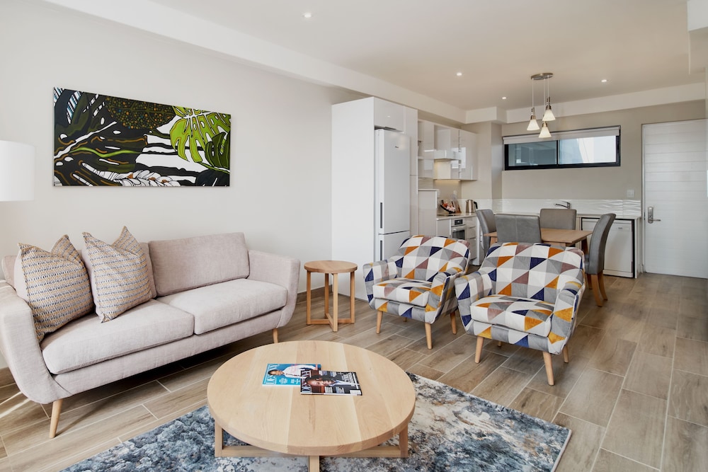 The Regency Apartment Hotel Menlyn 26/40