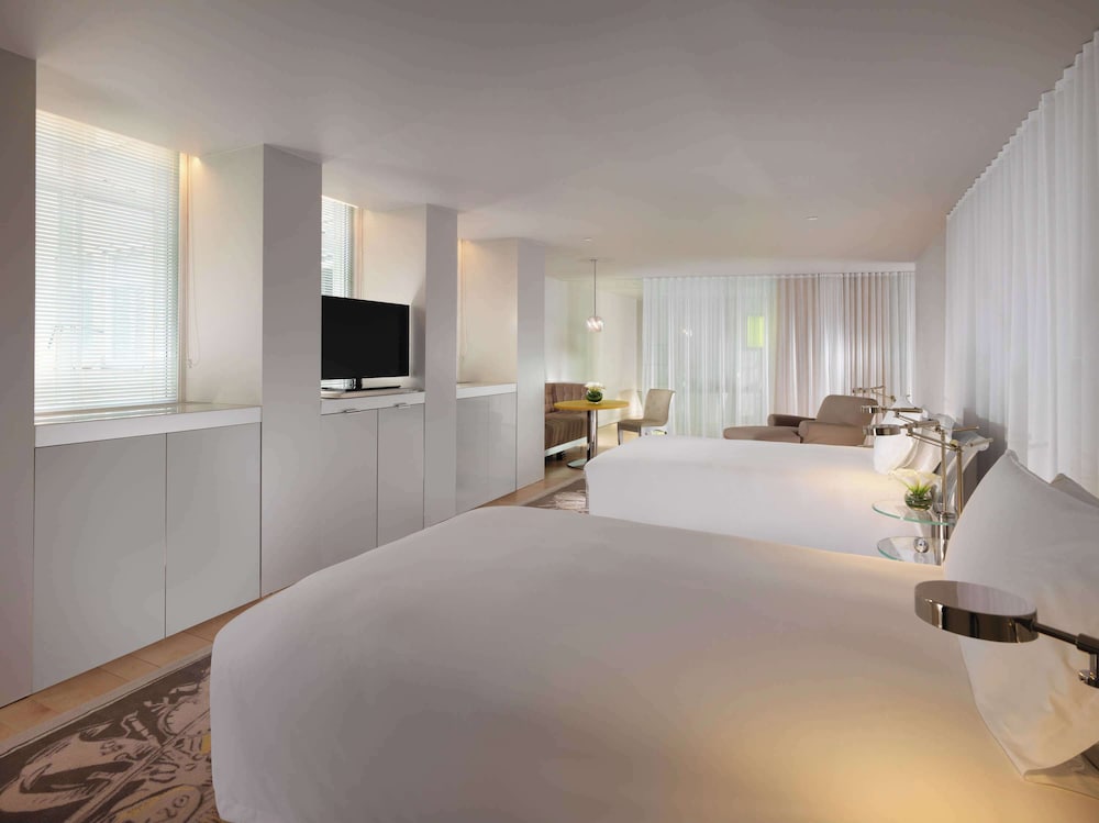 Sanderson London