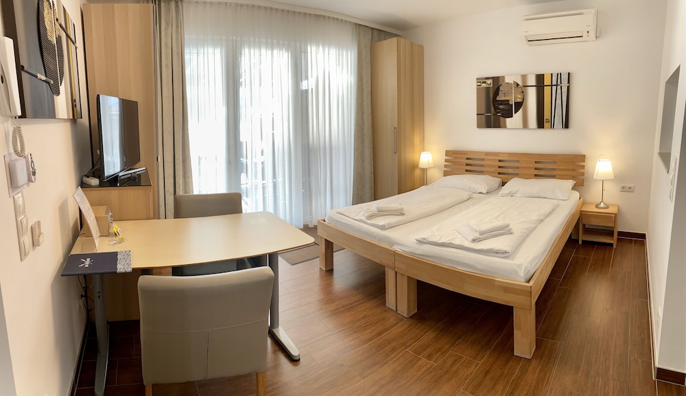AJO AT ART & BEACH APARTMENT VIENNA 1/50