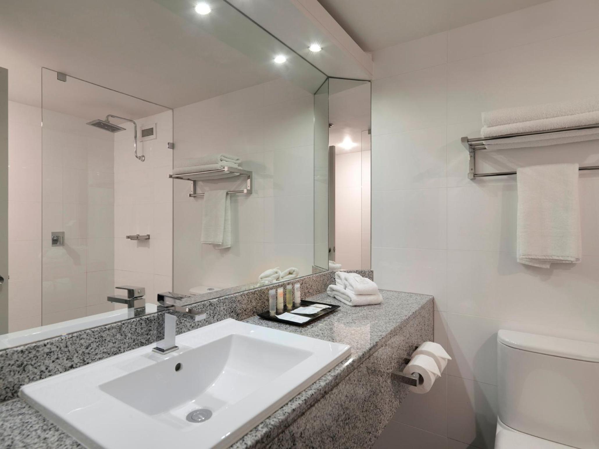 غرفة تنفيذية بسرير كينج وسرير كوين، Hotel Grand Chancellor Adelaide 6/6