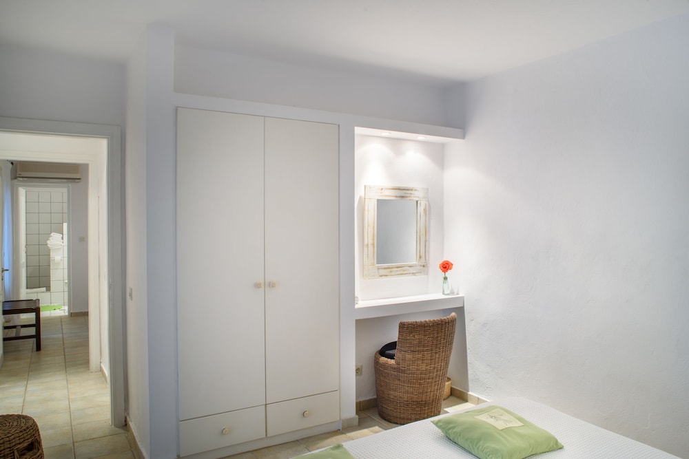 Skiathos Holidays Hotel 8/63