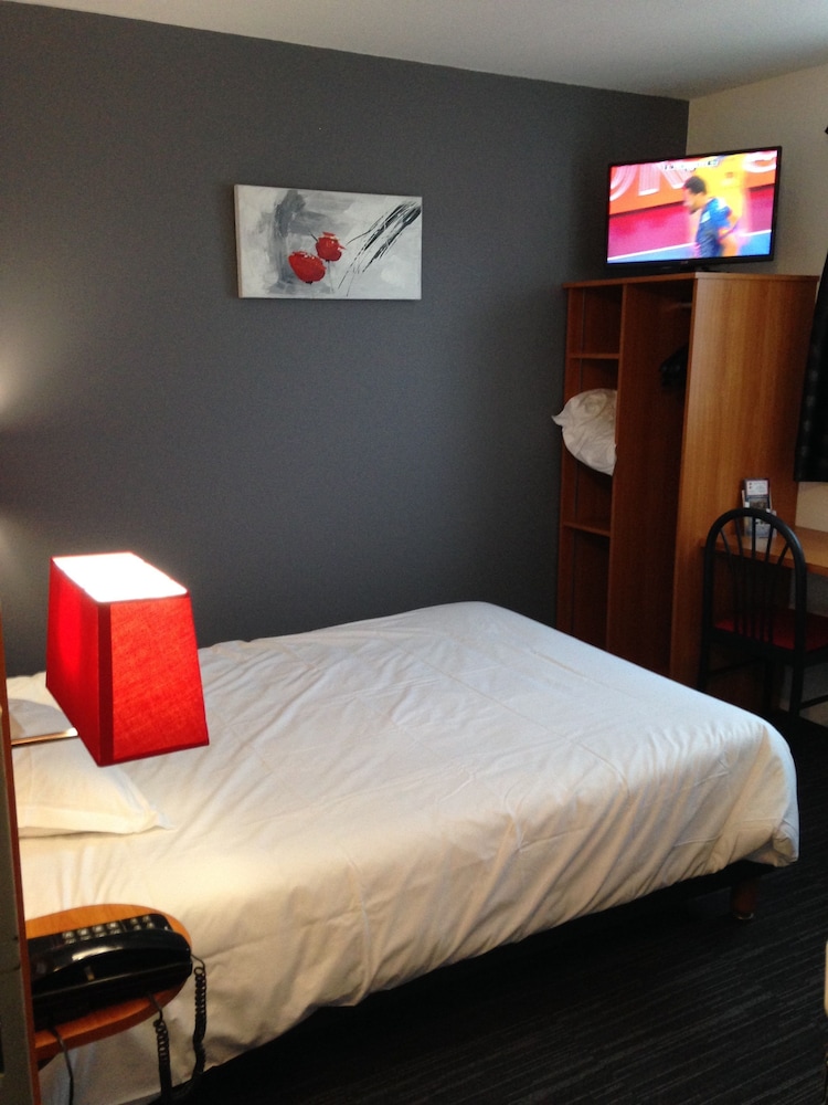 The Originals City Hotel Helios Roanne Nord 15/50