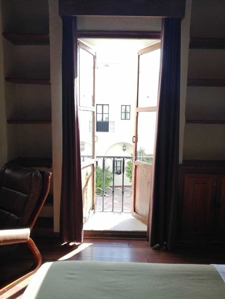 Meson de La Merced Hotel And Suites 26/38
