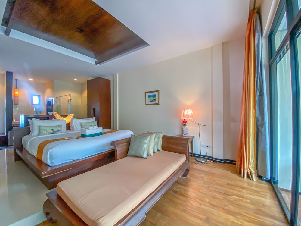 غرفة ديلوكس بسرير كينج بمسبح خاص، Koh Chang Cliff Beach Resort 7/10