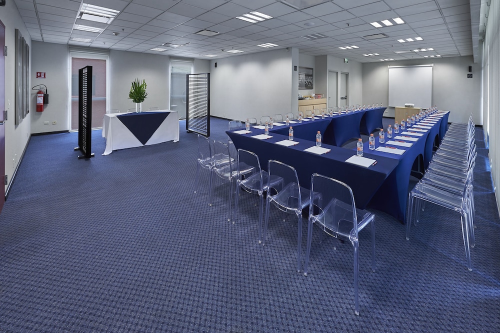 City Express Plus by Marriott Reforma El Angel 36/70