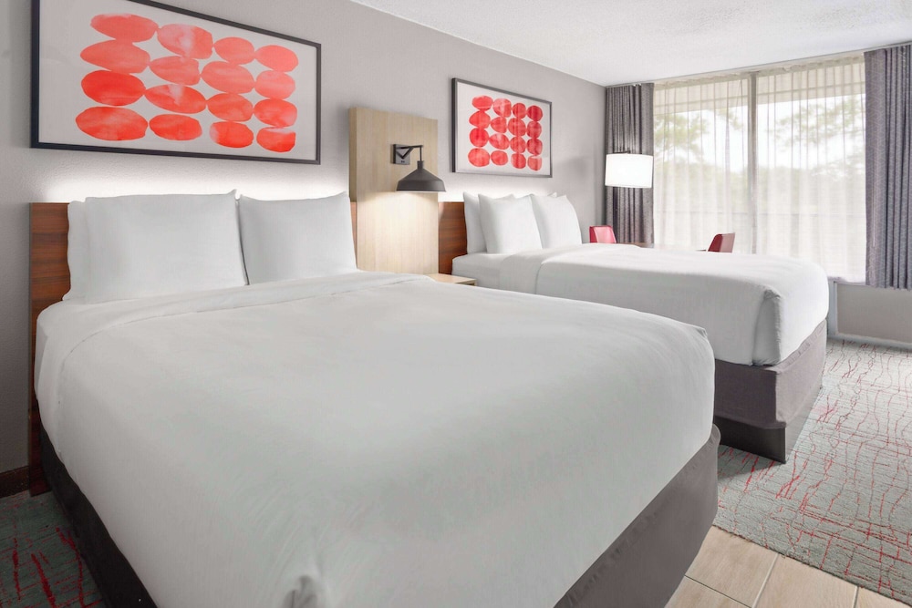 Hawthorn Extended Stay by Wyndham Columbia / Ft. Jackson 15/55