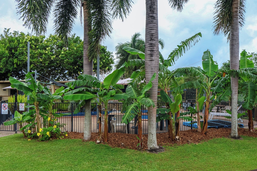 Wongai Beach Hotel 63/75