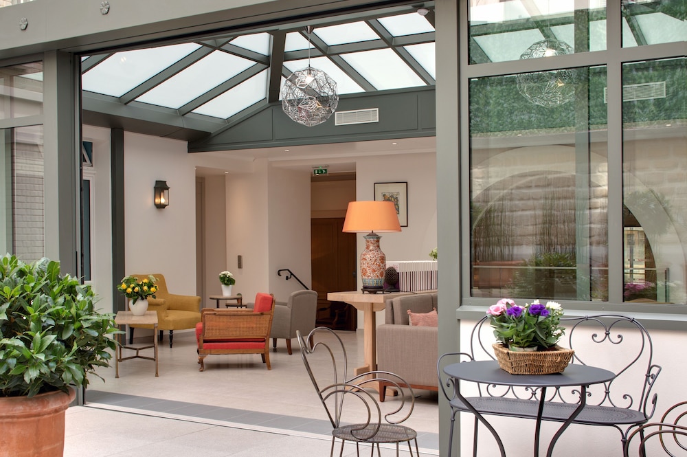 Hotel Le Littre 50/57