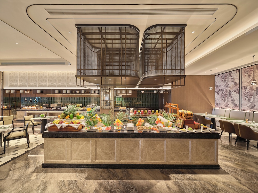 Hilton Guangzhou Baiyun Airport 10/50