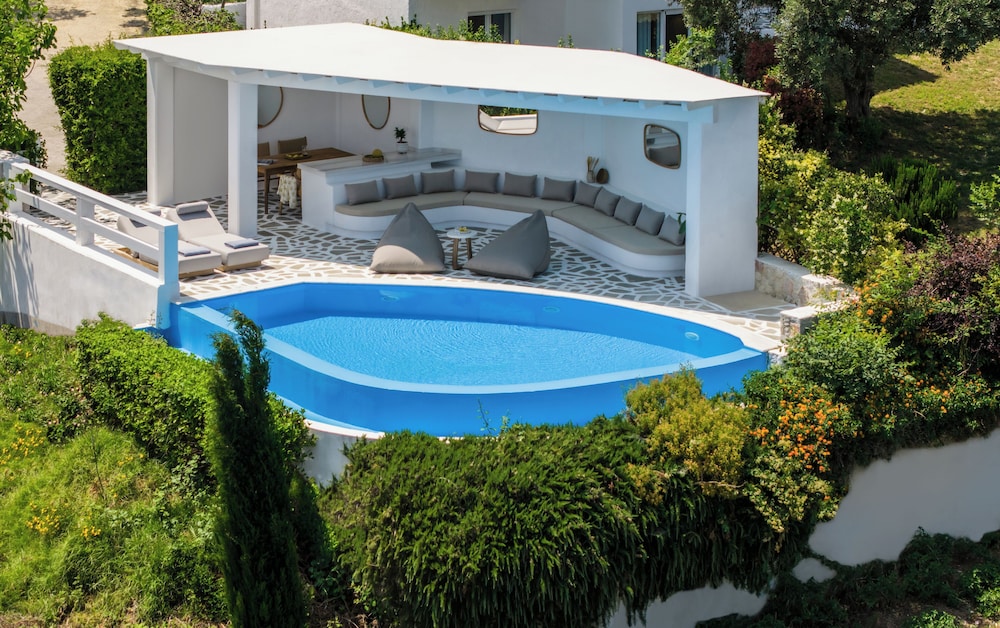 Oniro Skiathos 52/57