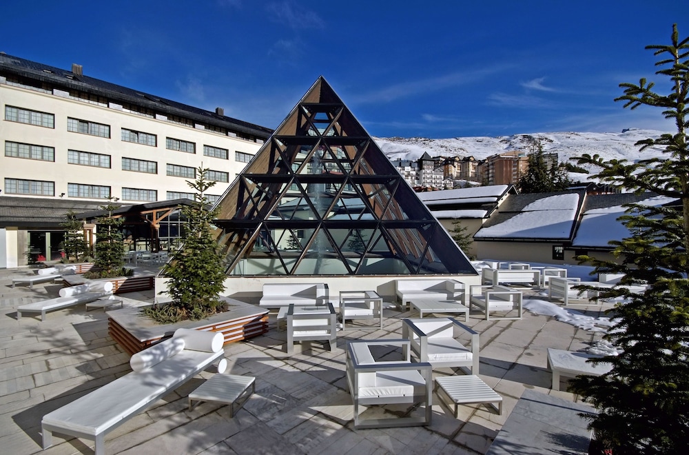 Melia Sol y Nieve 44/50