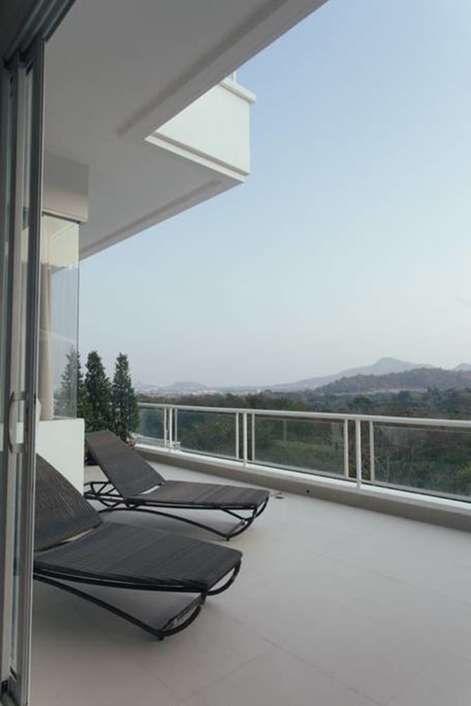 The Peak Residence 8/21