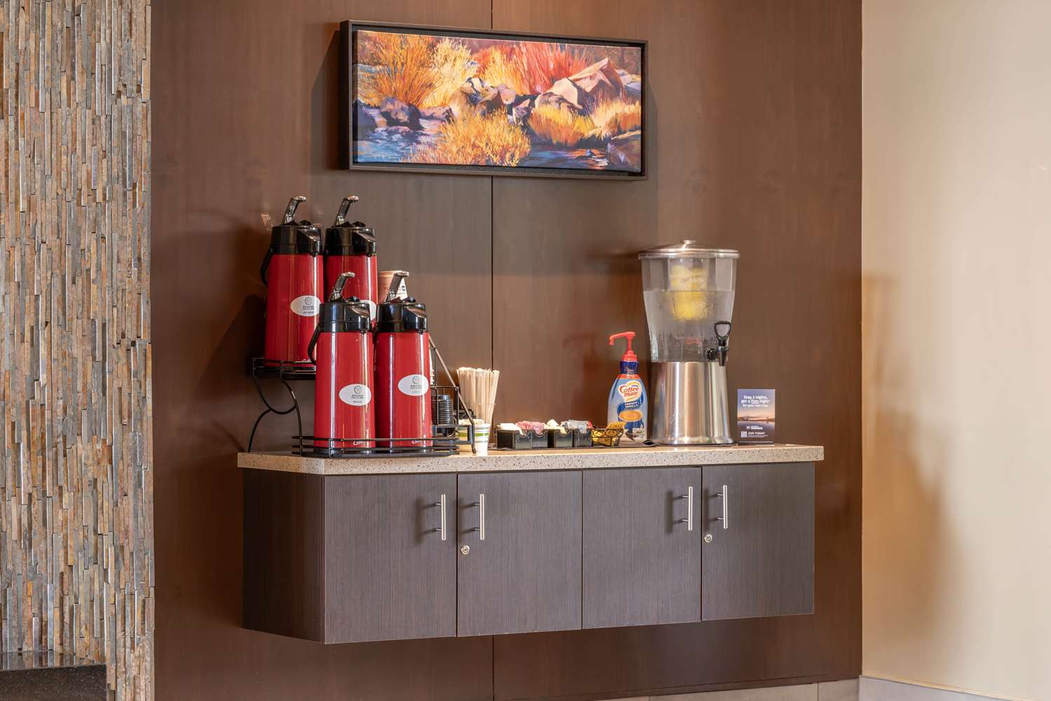 Best Western Premier Boulder Falls Inn 31/66