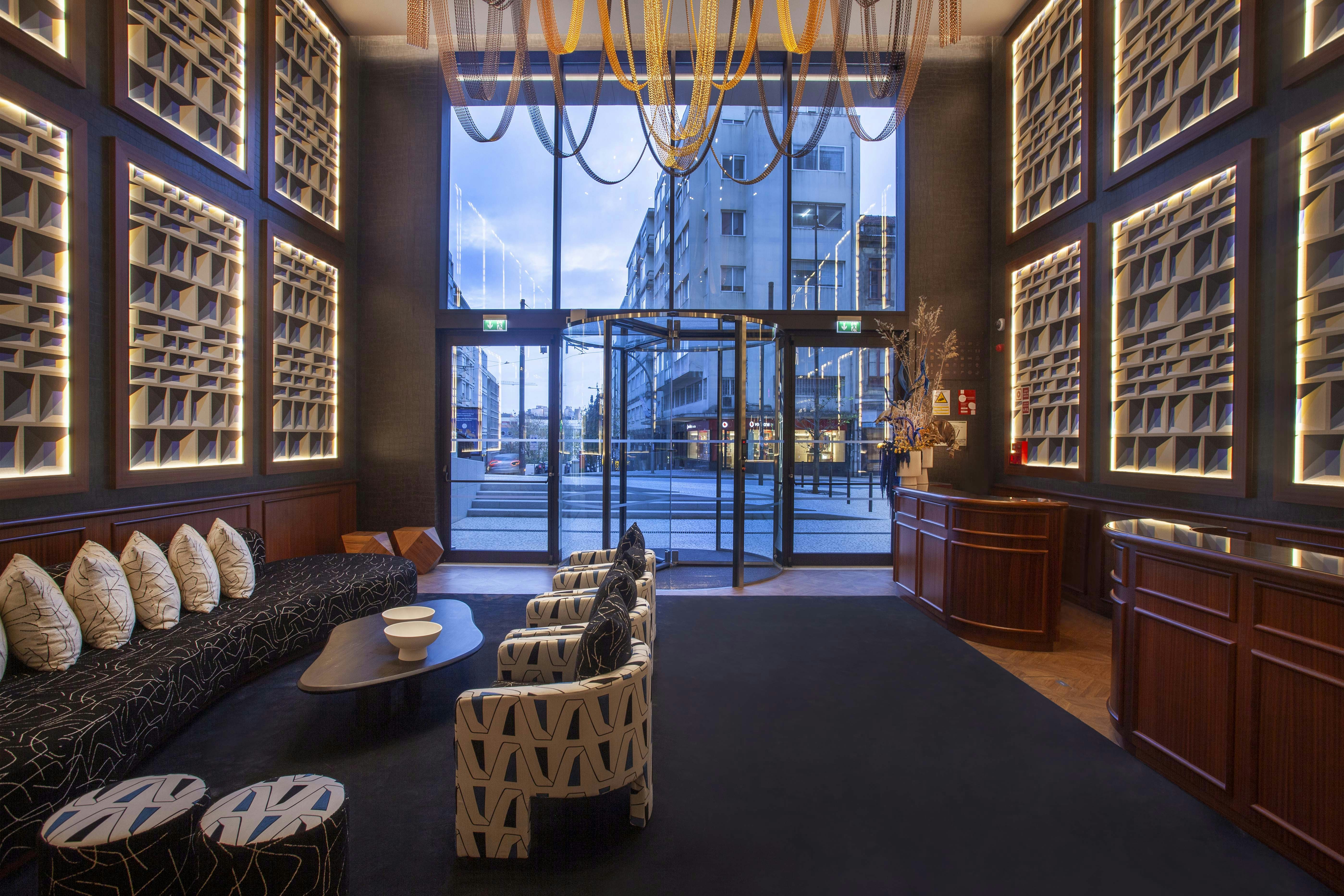 Wine And Books Porto Hotel 16/24