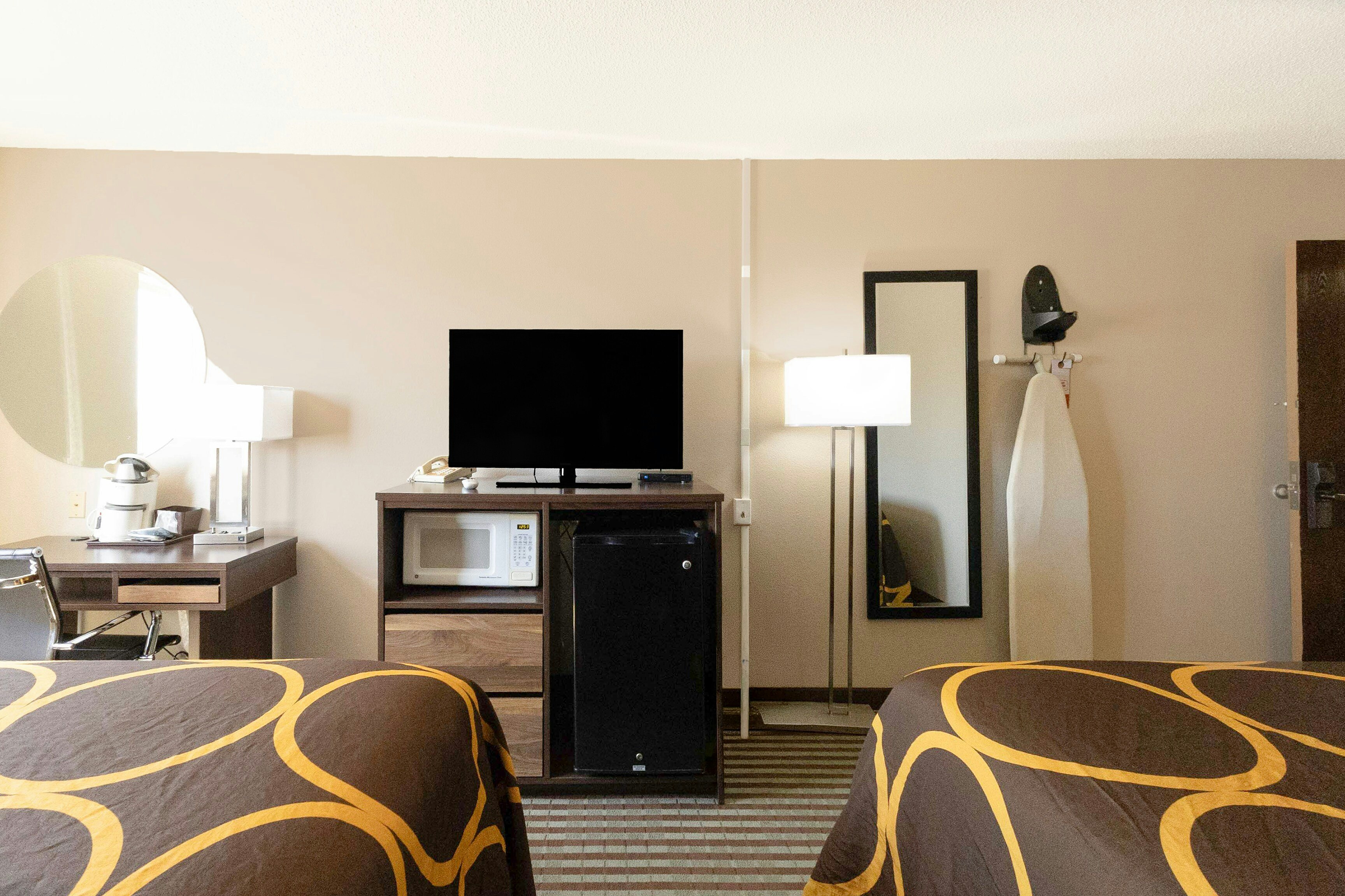 Mid Rest Inn Lexington NE I-80 30/50