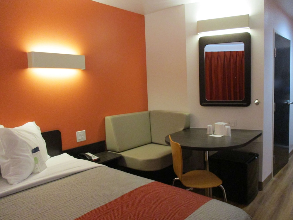 Motel6 Fort Worth, TX - North - Saginaw 25/40