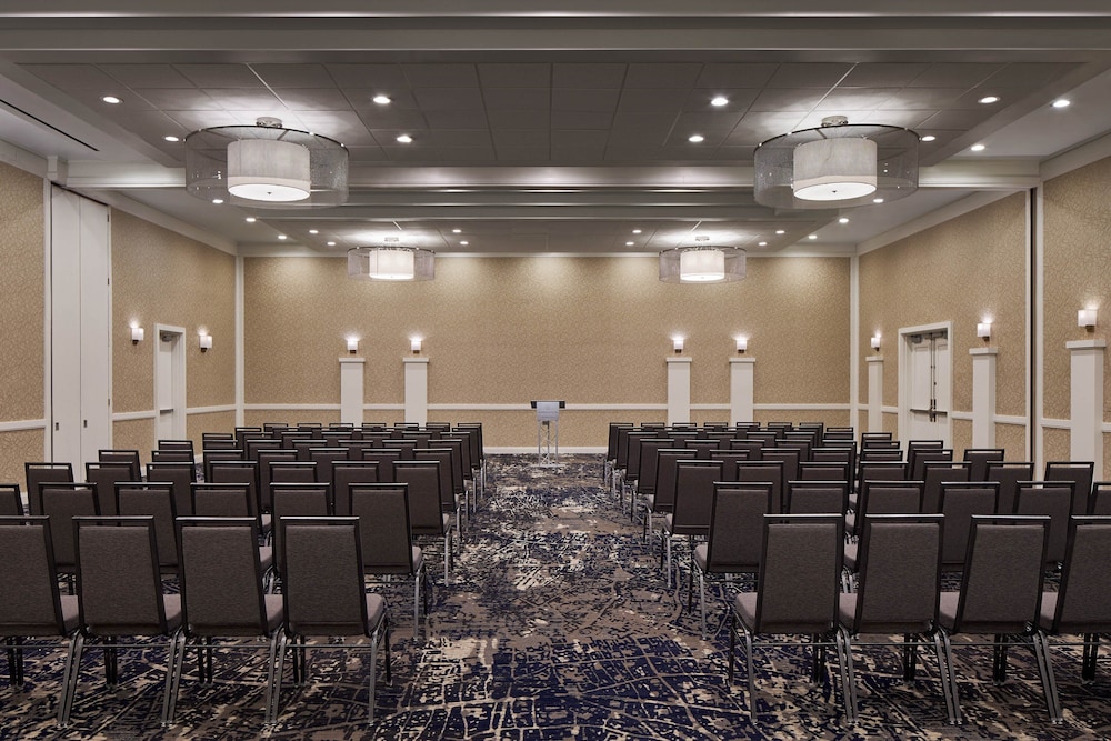 Sheraton Richmond Airport Hotel 46/54