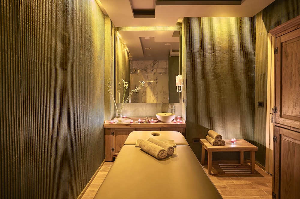 Alachi Butik Otel 44/72