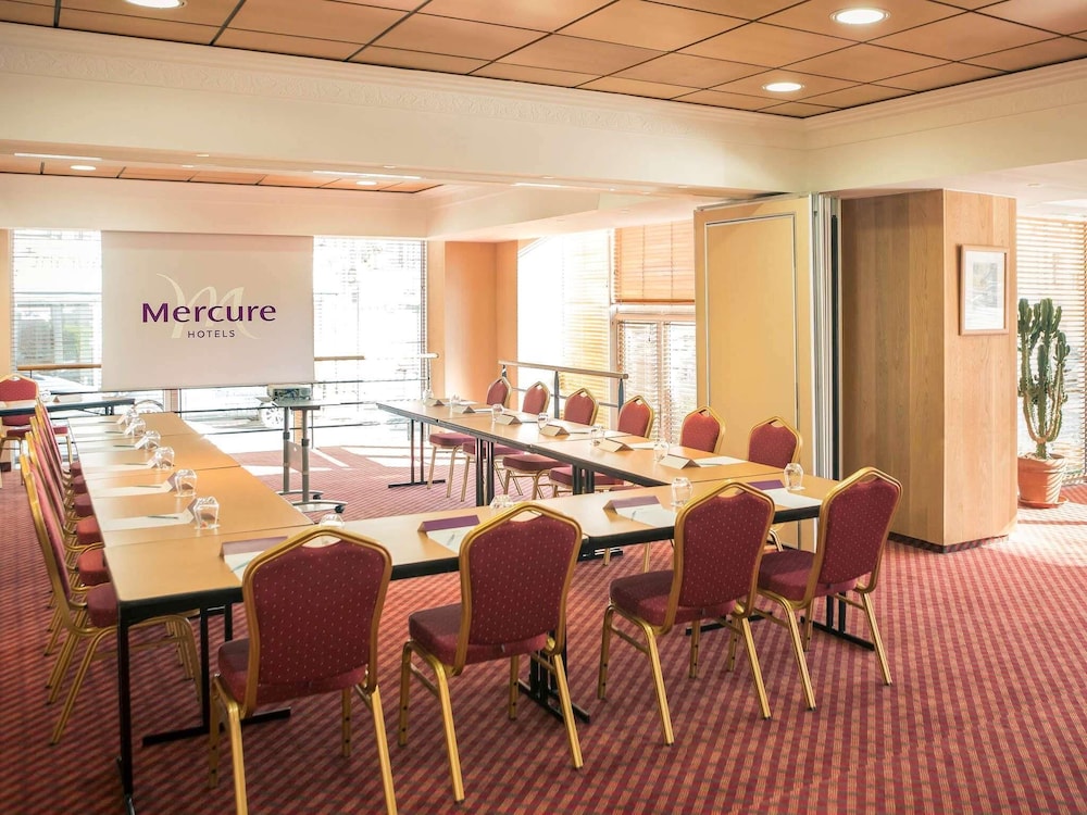 Hotel Mercure Abbeville Centre - Porte De La Baie De Somme 30/50