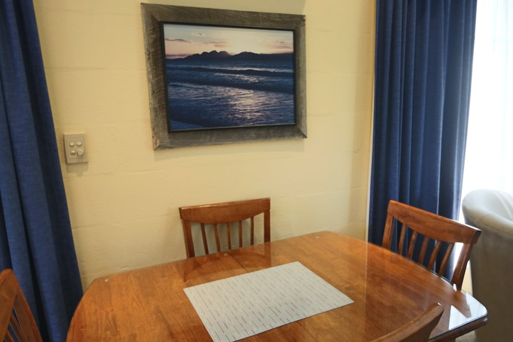 Swansea Cottages & Motel Suites 34/50