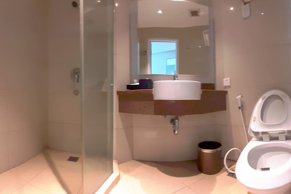 Park Hotel Jakarta 54/58