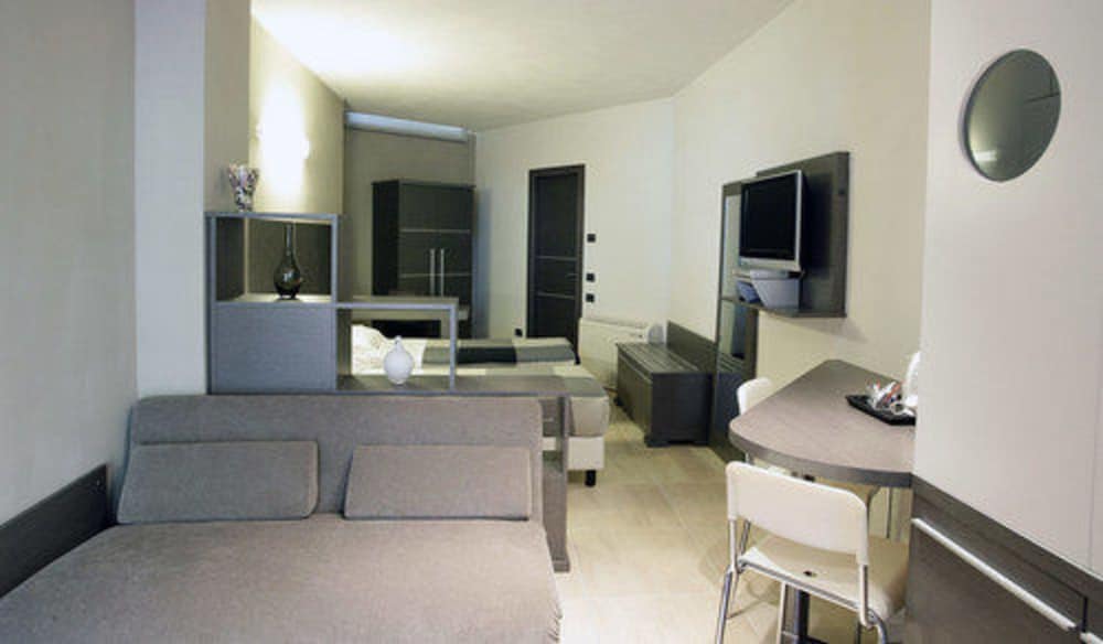 Select Executive 38/56
