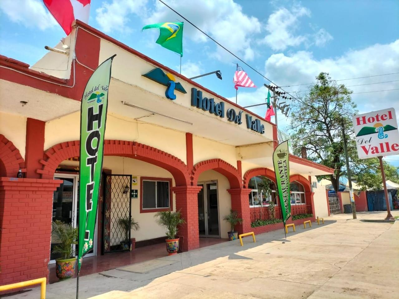 Hotel Del Valle 6/45