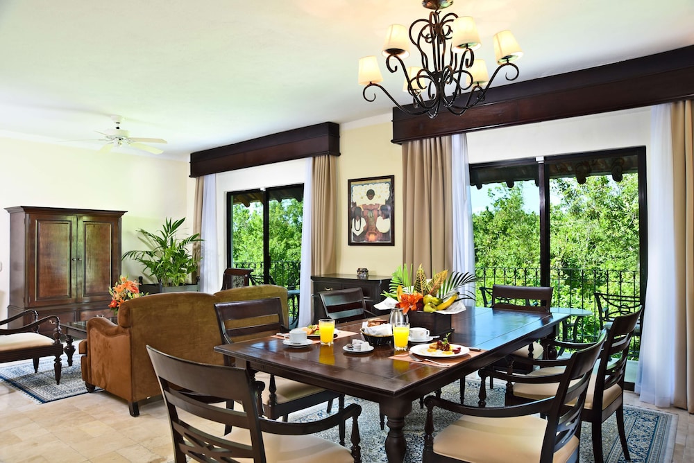 Occidental Cozumel 60/72