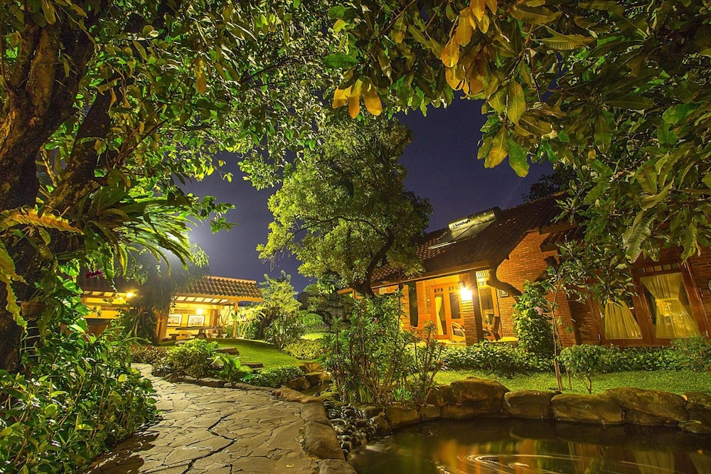 Duta Garden Boutique Villa 47/65