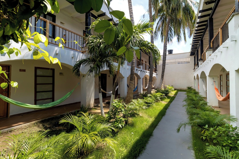 Hotel Sansiraka by GEH Suites 45/50