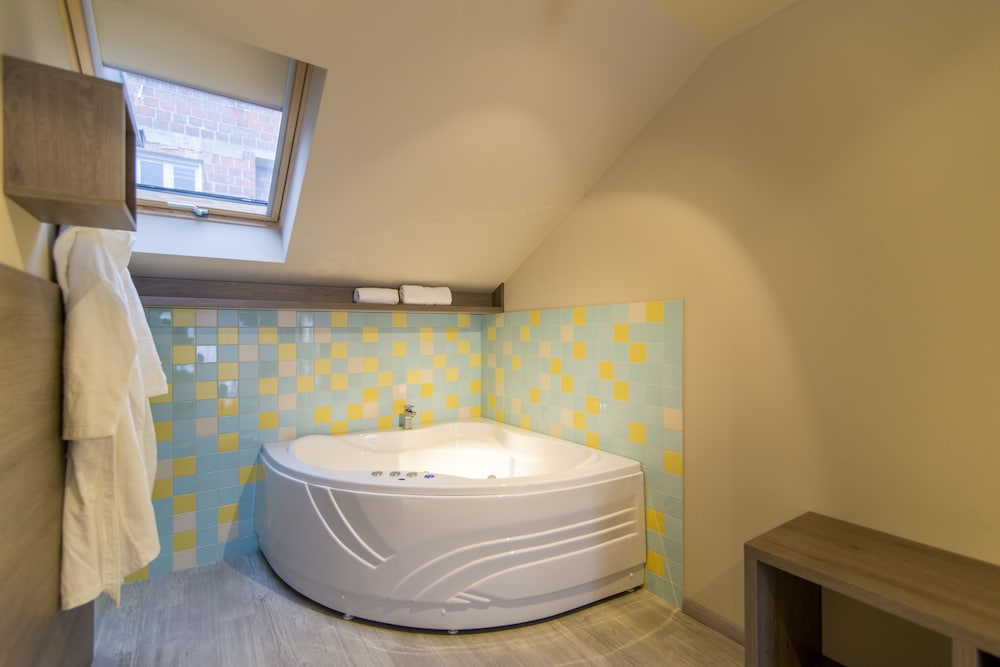 Garni Hotel D10 66/66
