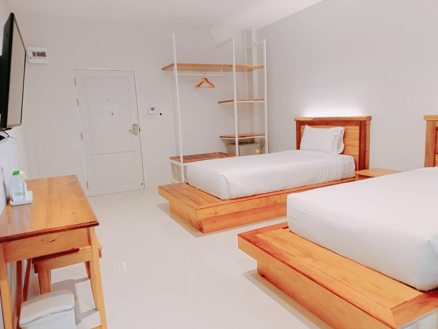 Greenish Ranong Hotel 25/50