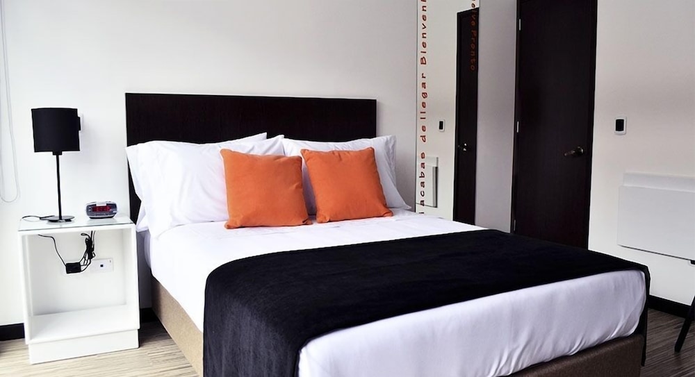 Hotel DC Feria 26/61