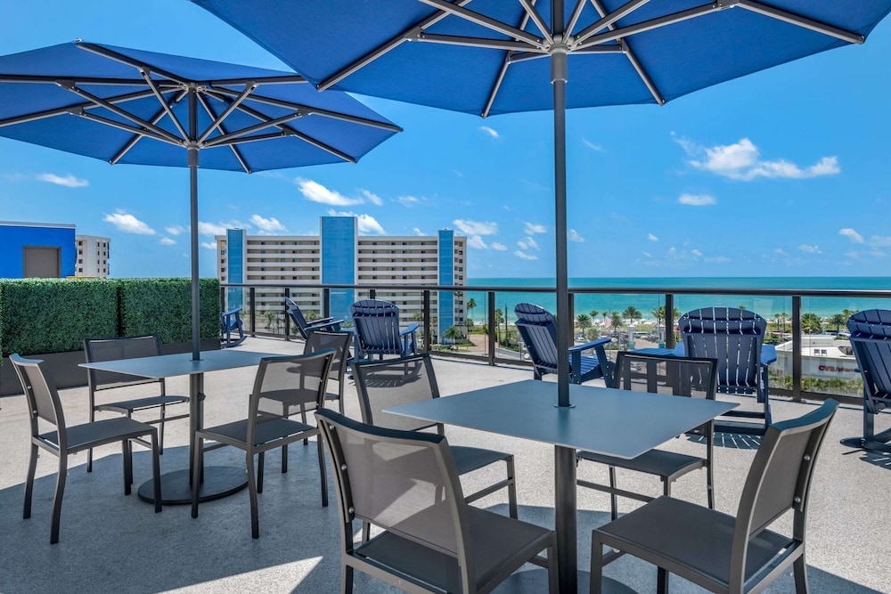 Cambria Hotel St Petersburg Madeira Beach Marina 47/58