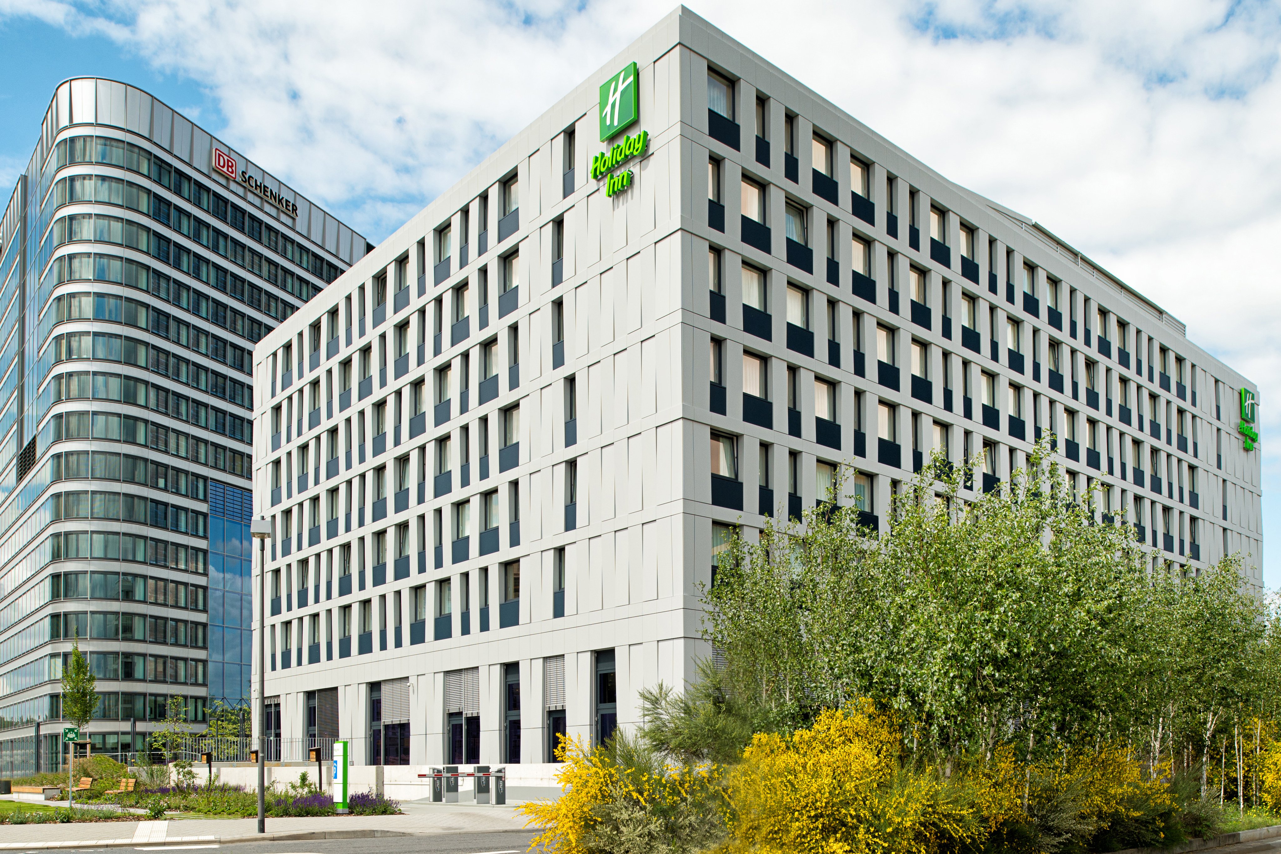 Holiday Inn Frankfurt Airport in FRANKFURT