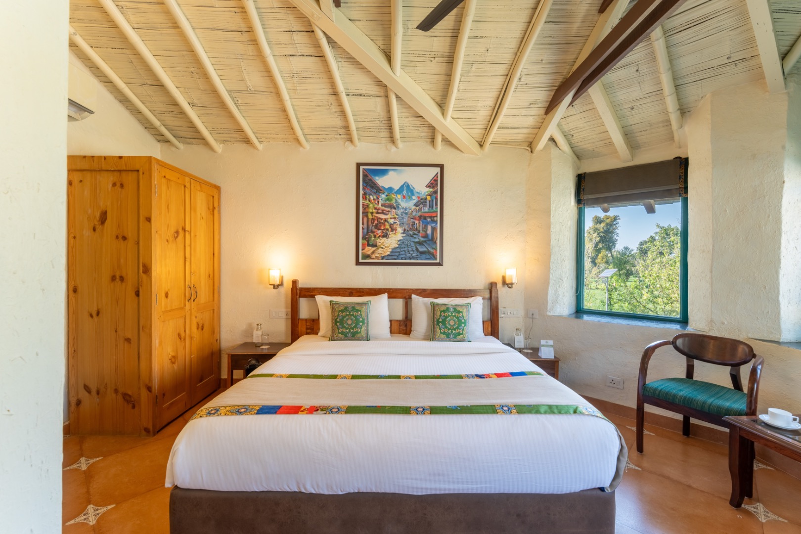Hideaway, Premium