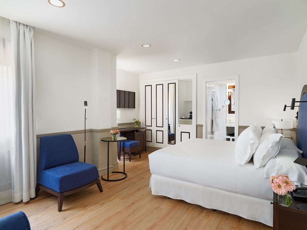 غرفة ثلاثية بثلاثة أسرّة، H10 Corregidor Boutique Hotel 2/8