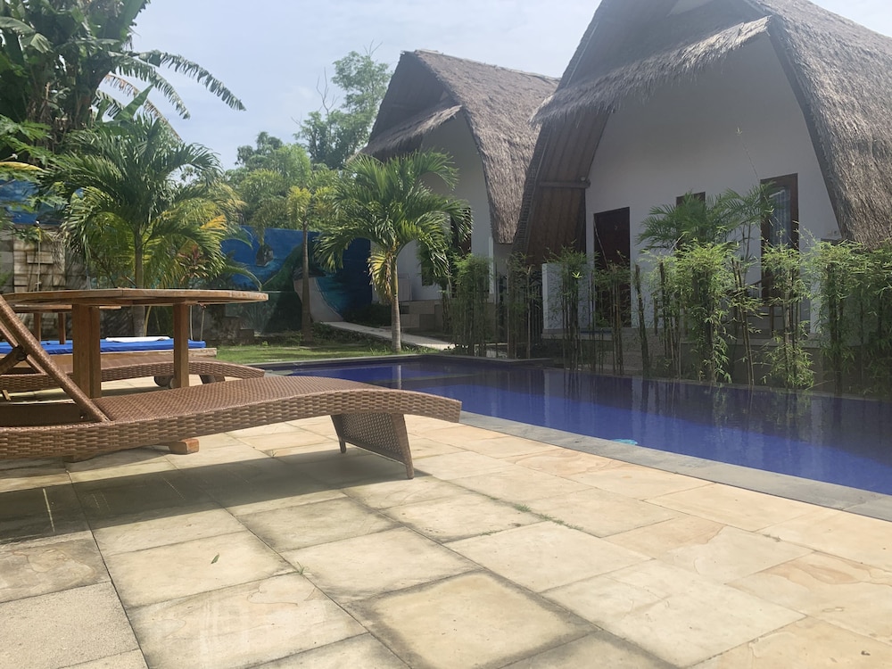 Jona Bungalow 37/50