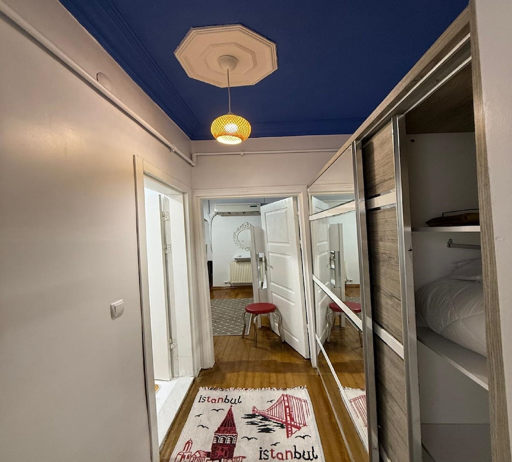 TAKSIM UNIQUE SUITES 7/73