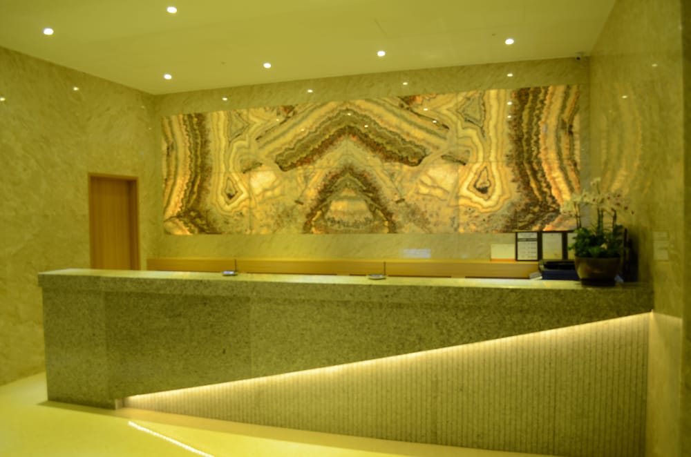Galmea First Hotel 8/50