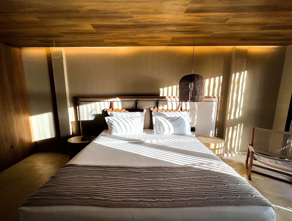 DELUXE, APARTMENT