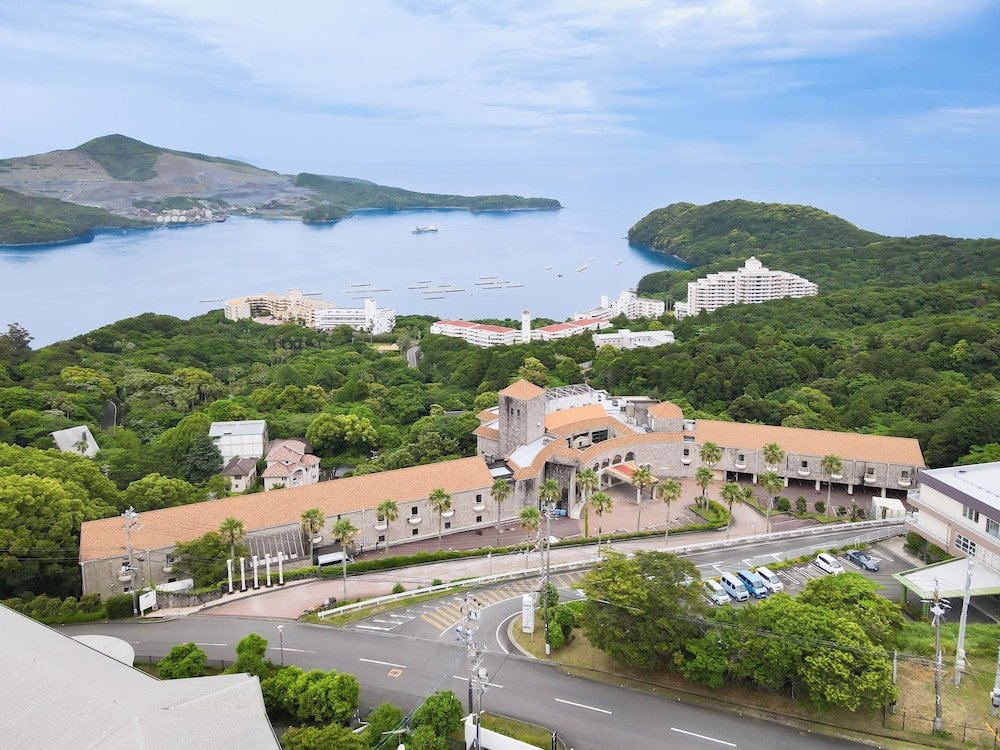 Hotel Altia Toba 58/63