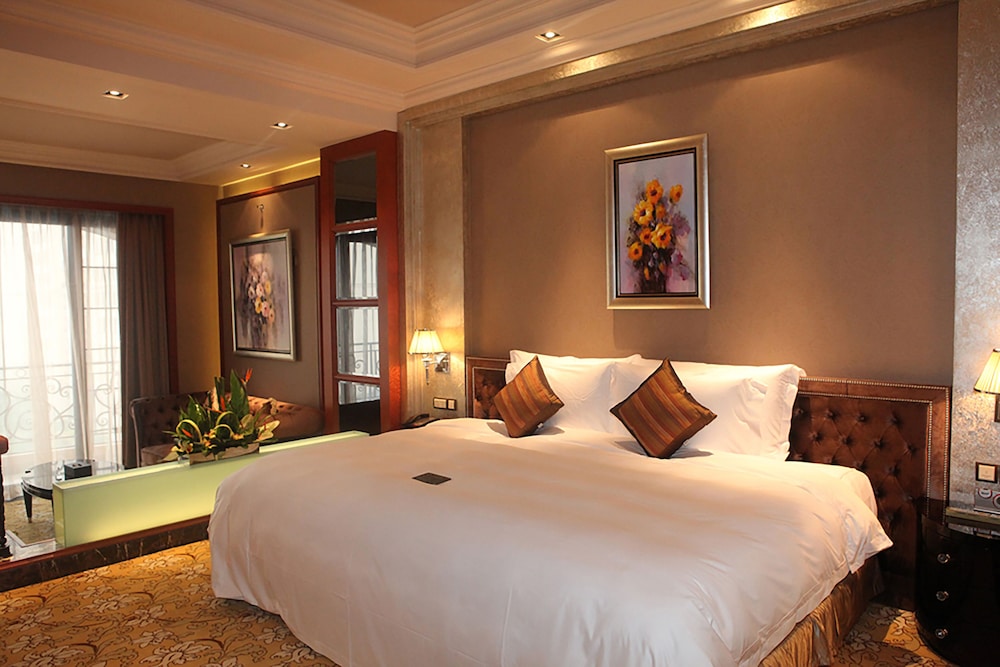 Chateau star River Guangzhou Peninsula 10/28