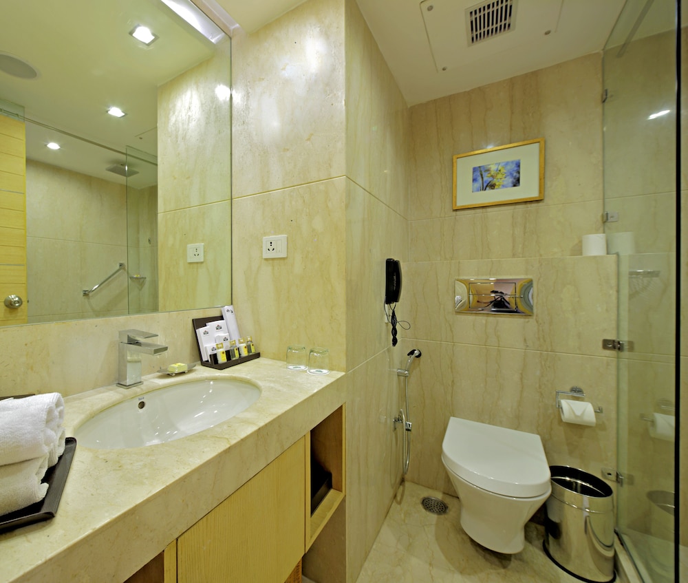 Zone Connect by The Park Saket Delhi 40/42