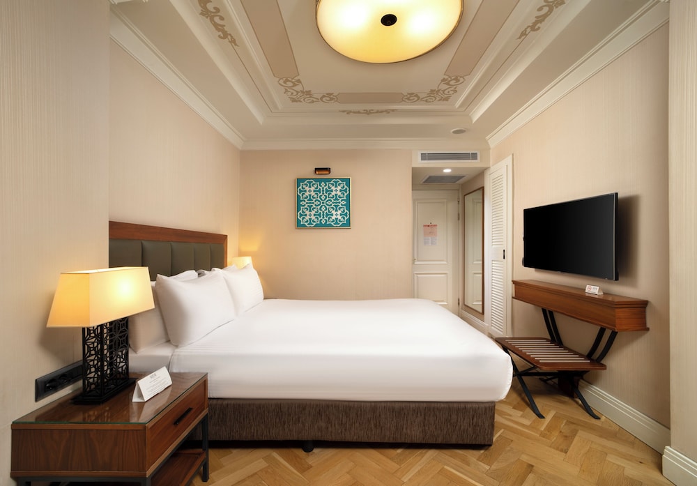 غرفة سوبيريور بسرير كوين، Golden Age Hotel Taksim 7/10