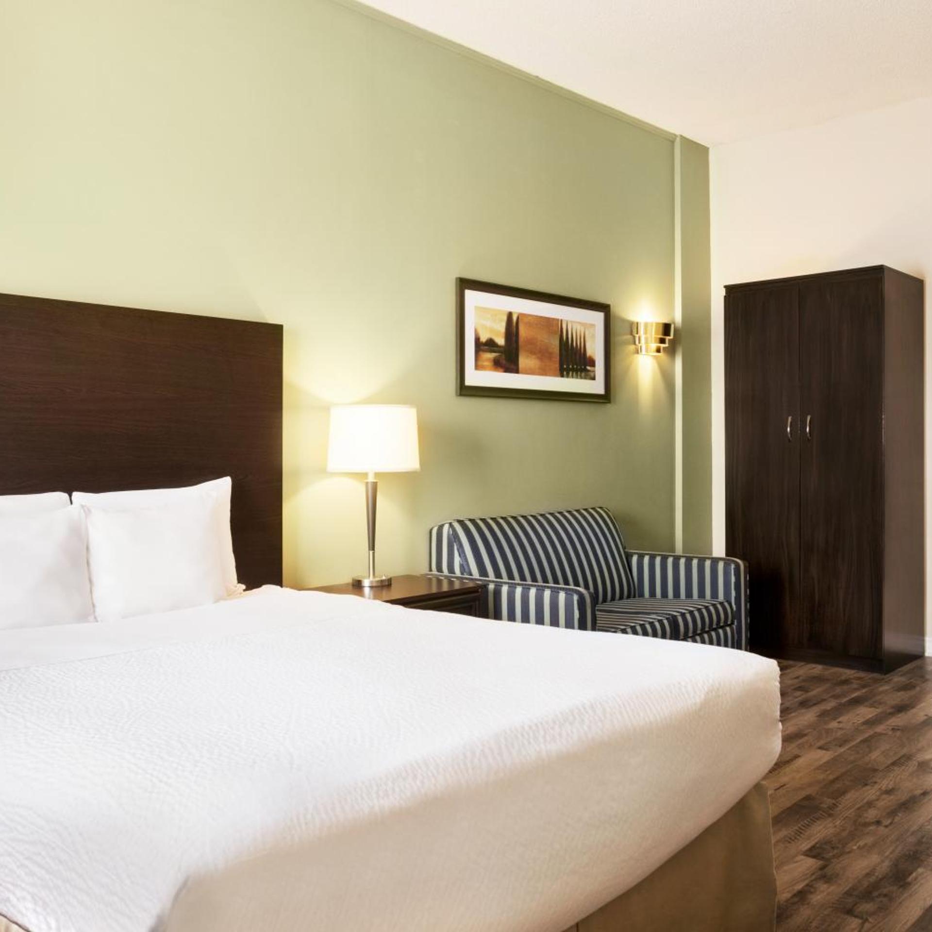Room, Double Bed, Garden Floor